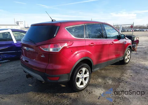 2015 Ford Escape Se z USA, uszkodzony, nr VIN 1FMCU9G92FUB17795